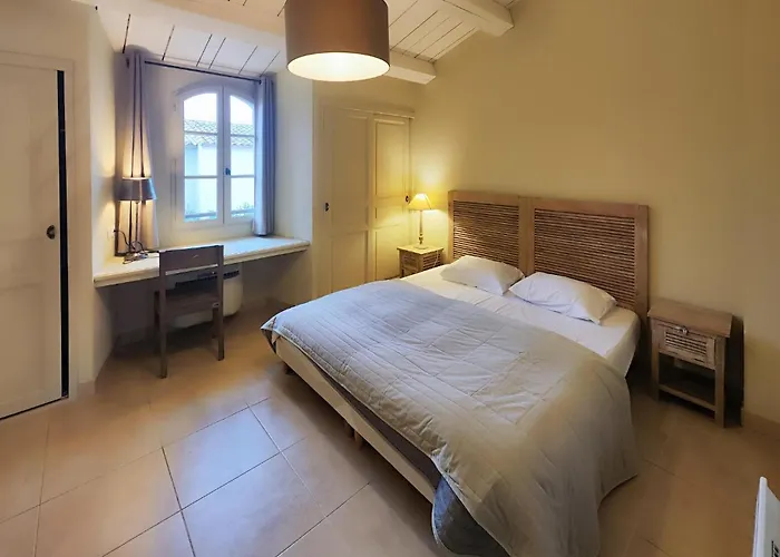 Holiday home In Saint-laurent-de-la-ca Saint-Laurent-de-la-Cabrerisse